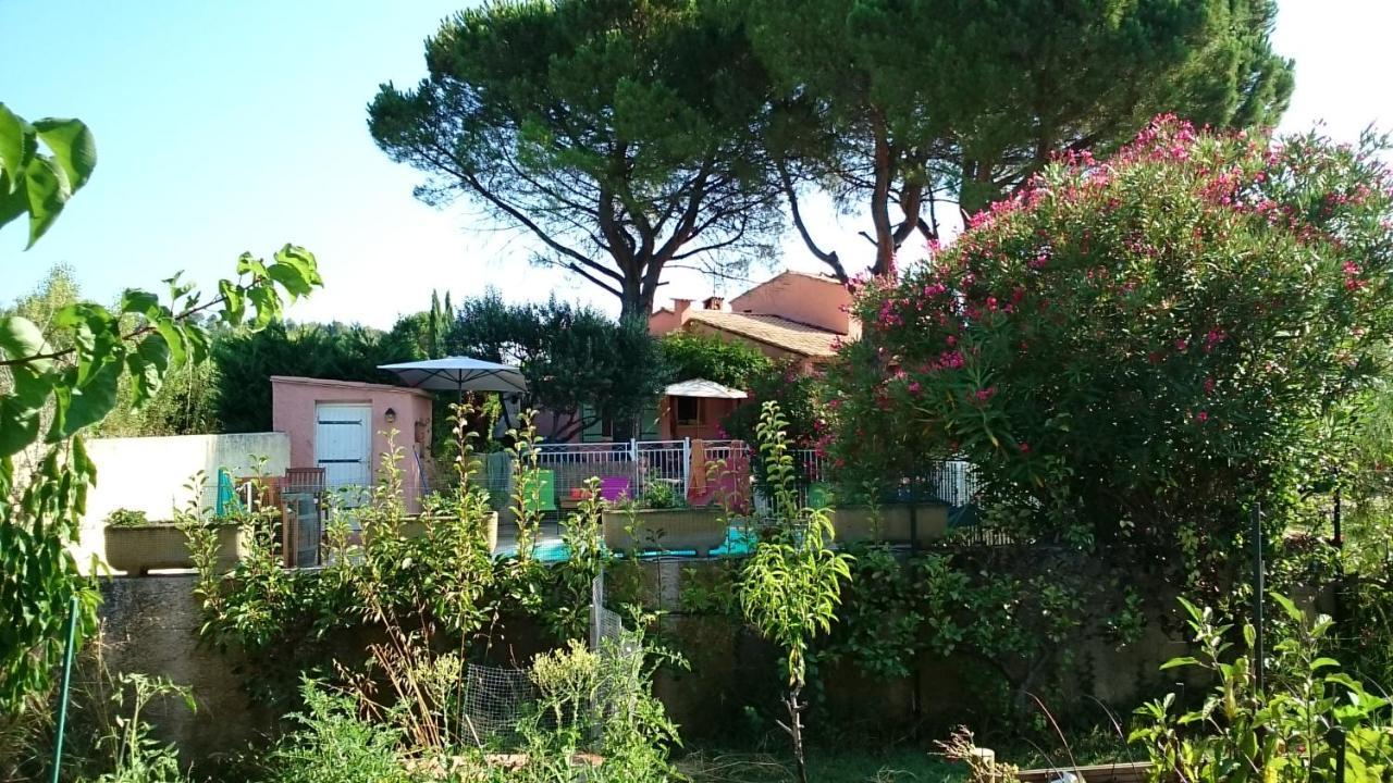 Bed and Breakfast Mas Les Cigales Roaix Exterior foto