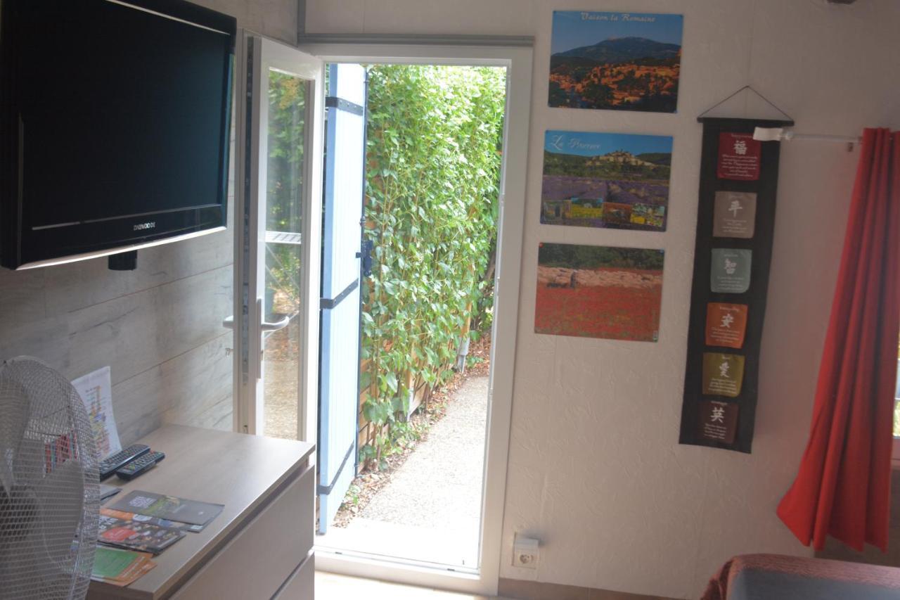 Bed and Breakfast Mas Les Cigales Roaix Exterior foto